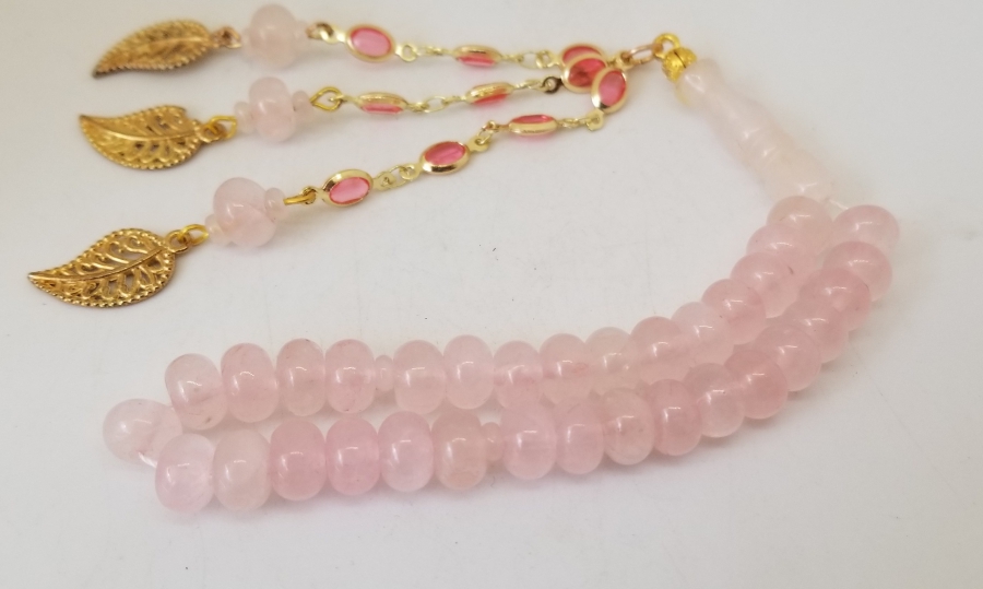 ALTIN KAPLAMA PÜSKÜLLÜ PEMBE KUVARS TESPİH