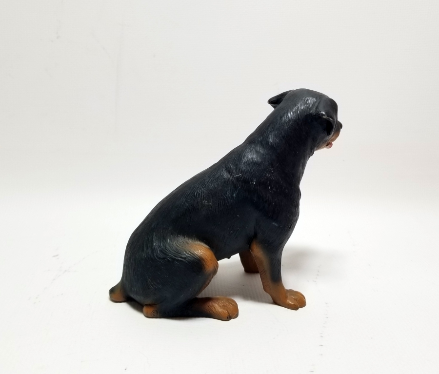 KÖPEK FORMLU DEKORATİF MASAÜSTÜ OBJESİ