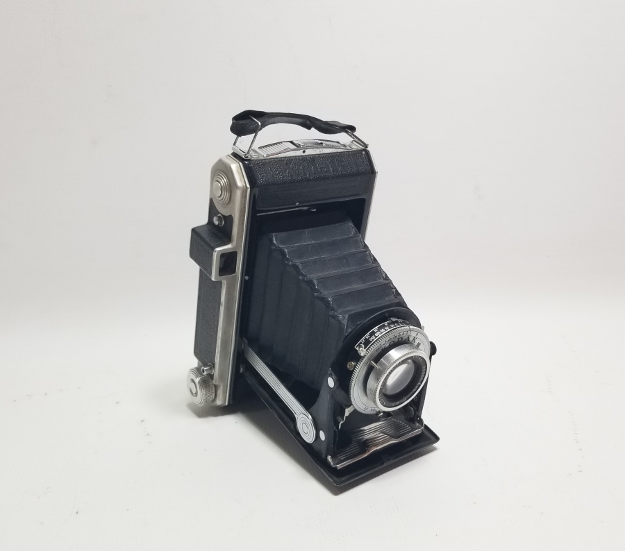 KODAK MARKA ANTİKA KÖRÜKLÜ FOTOĞRAF MAKİNESİ