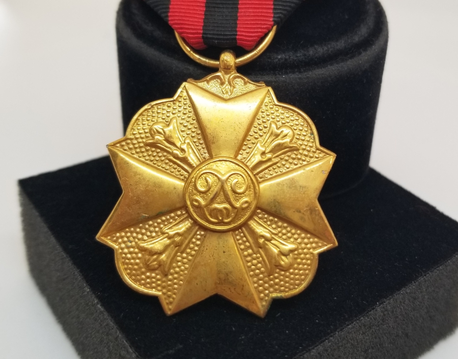 ALTIN KAPLAMA BELÇİKA HİZMET MADALYASI