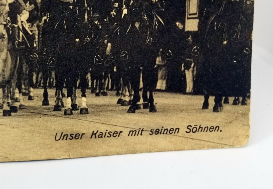 1. DÜNYA SAVAŞI DÖNEMİ İMPARATOR 2. WILLHELM VE PRENSLERİN GEÇİT TÖRENİ KONULU NADİR KARTPOSTAL