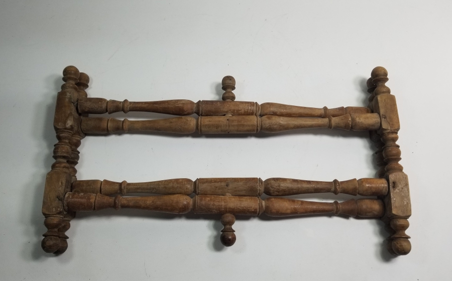 NADİR TİPTE OSMANLI DÖNEMİ AHŞAP SOFRA ALTI