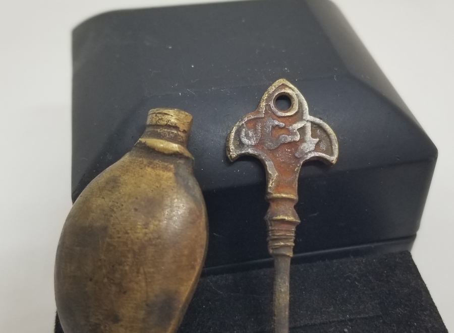 NADİR TİPTE ANTİKA BRONZ SÜRMEDAN