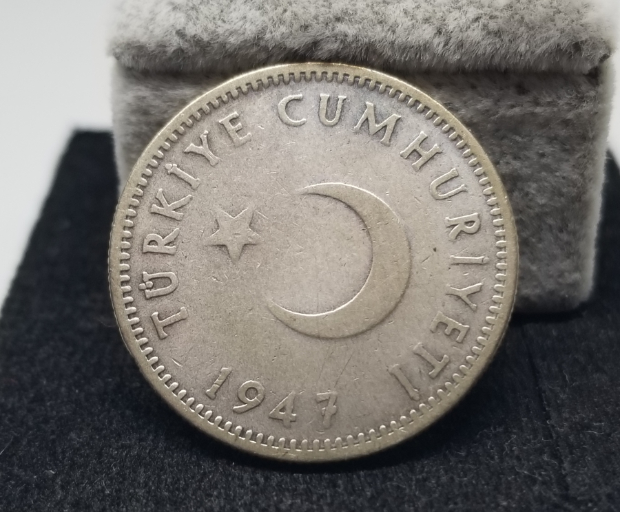 1947 YILI KOLEKSİYONLUK GÜMÜŞ 1 LİRA