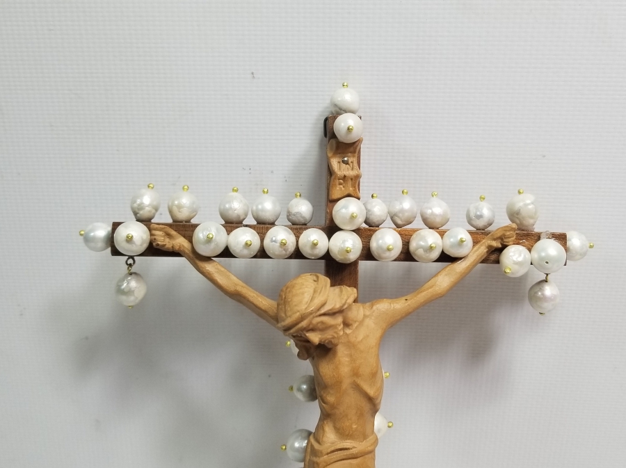 ÜZERİ İNCİLİ ANTİKA HAÇ FİGÜRÜ