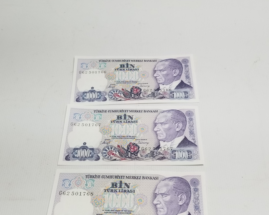 ÇOK YÜKSEK KONDİSYONDA SIRALI SERİ NUMARALI 5 ADET 7. EMİSYON 1. TERTİP - 1000 TÜRK LİRASI-
