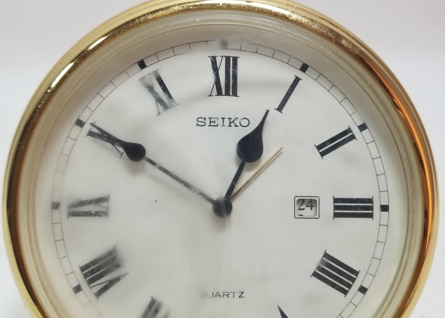 SEIKO MARKA ALTIN KAPLAMA CEP SAATİ FORMLU MASA SAATİ