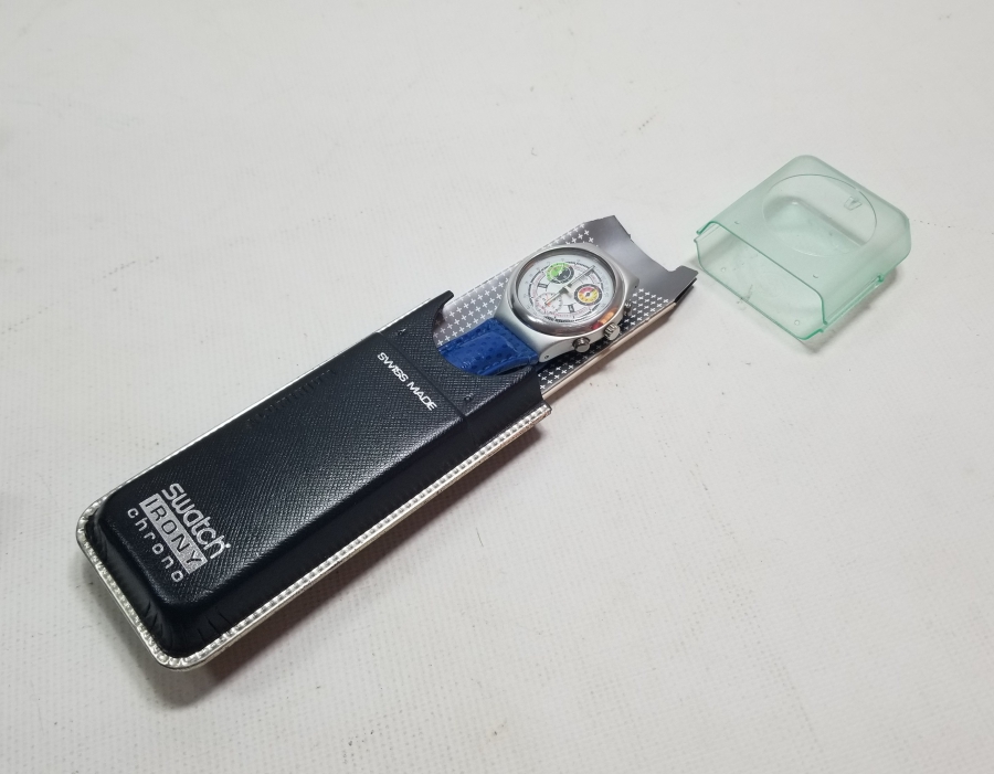 SWATCH MARKA KUTUSUNDA KOL SAATİ