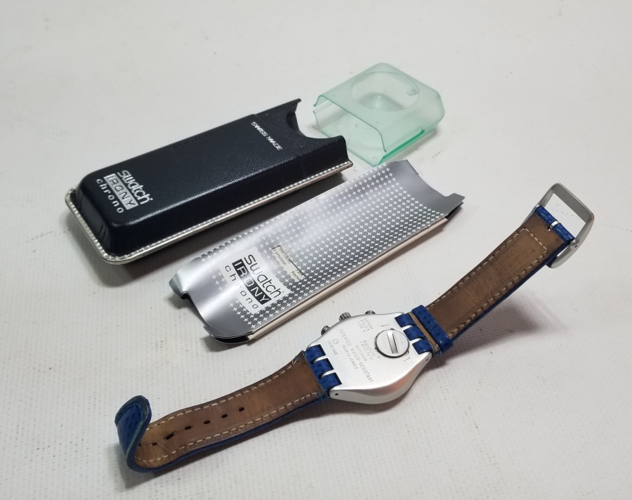 SWATCH MARKA KUTUSUNDA KOL SAATİ