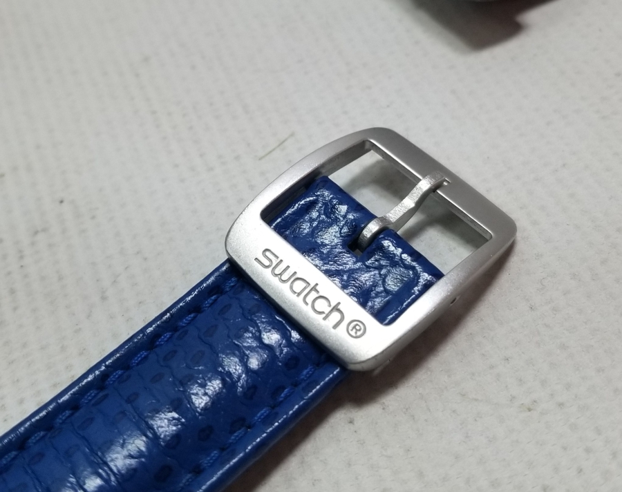 SWATCH MARKA KUTUSUNDA KOL SAATİ