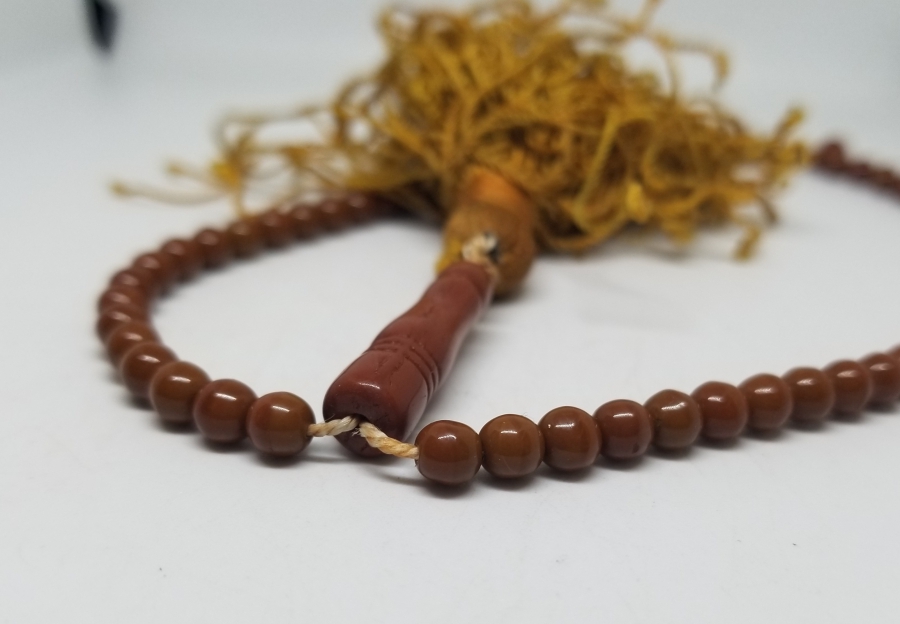 ORİJİNAL PÜSKÜLÜYLE MERCANİ RENKTE BEYKOZ NAMAZ TESPİHİ
