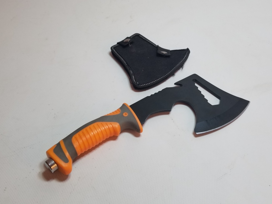 PLASTİK TUTMAÇLI KAMPÇI BALTASI