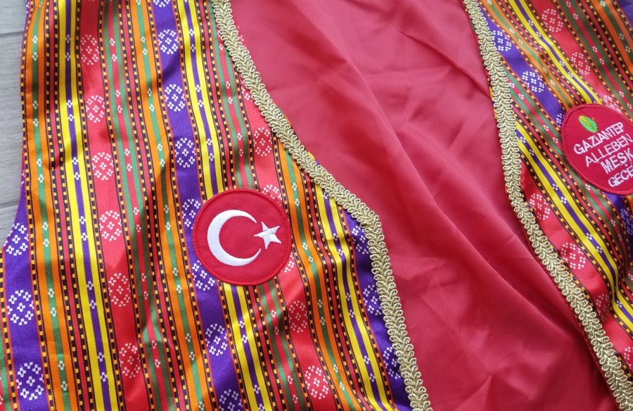 DEKORATİF HALK OYUNU KIYAFETLERİ