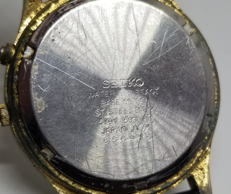 SEIKO MARKA PİLLİ KOL SAATİ