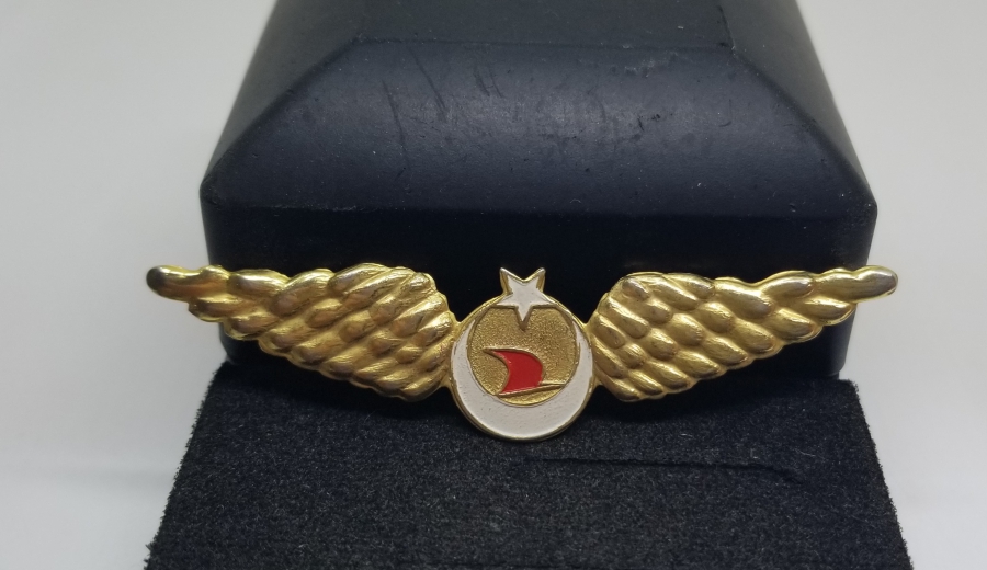 ÜZERİ MİNE İŞÇİLİKLİ ANTİKA TÜRK HAVA YOLLARI ROZET