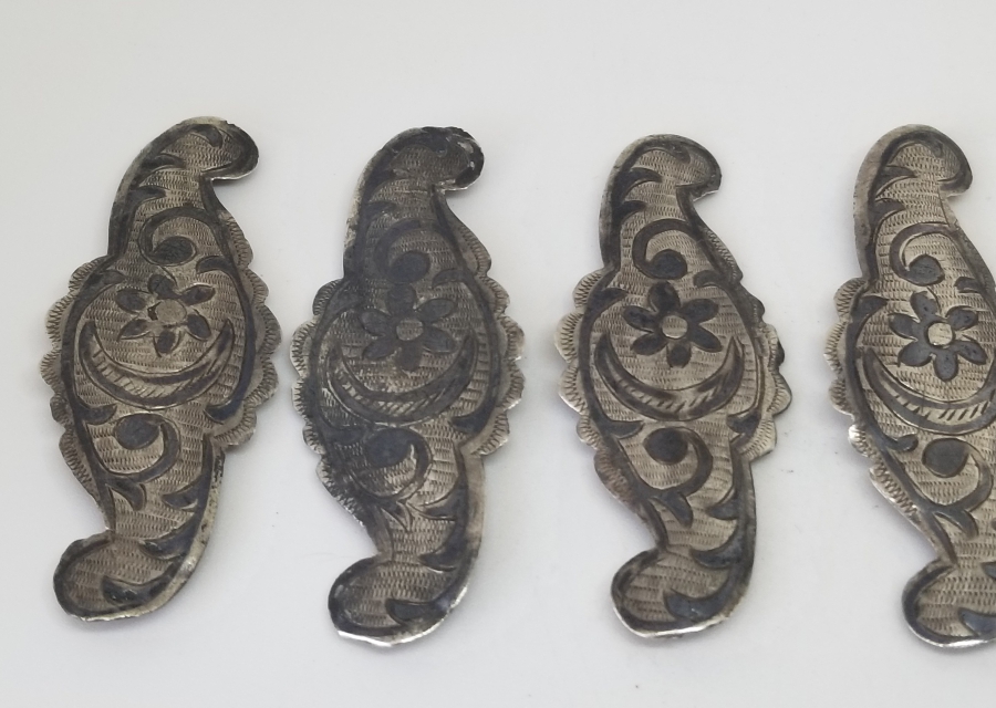 OSMANLI DÖNEMİ ÜZERİ AY YILDIZ FİGÜRLÜ ÇERKES KEMER PARÇALARI