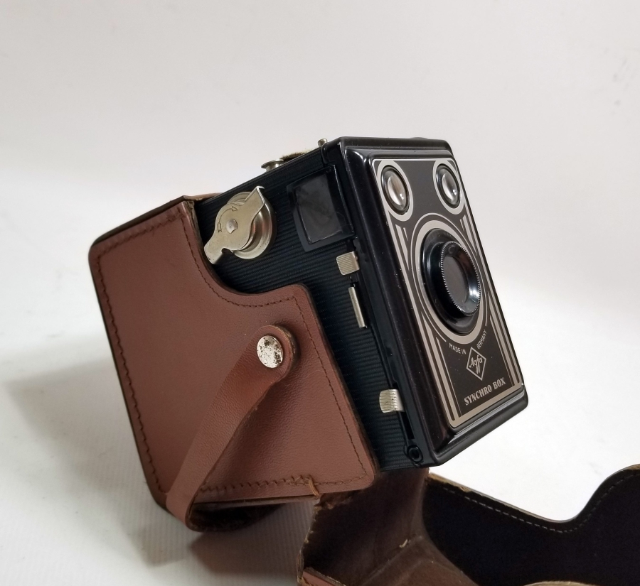 ORİJİNAL DERİ KILIFINDA ANTİKA ALMAN FOTOĞRAF MAKİNESİ