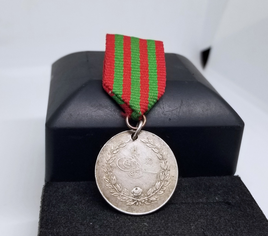 OSMANLI DÖNEMİ YÜKSEK KONDİSYONDA GÜMÜŞ YUNAN HARBİ MADALYASI