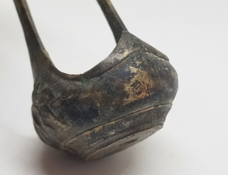 OSMANLI DÖNEMİ KABARTMA İŞÇİLİKLİ VE HİLALLİ BRONZ PİŞTOV ÇANAĞI
