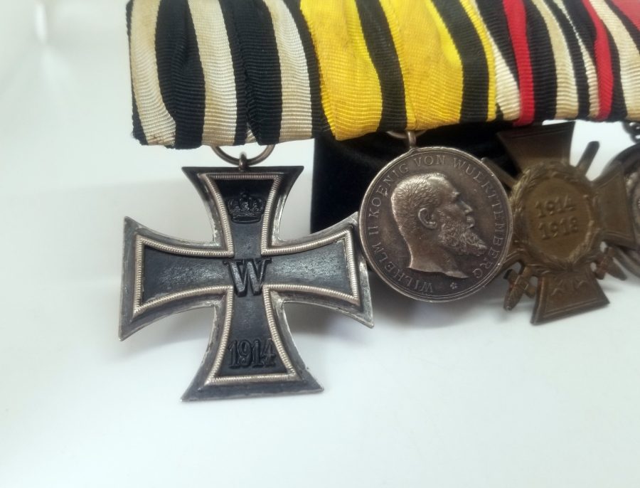 1. DÜNYA SAVAŞI DÖNEMİ DEMİR HAÇ - WÜRTTEMBERG ASKERİ LİYAKAT MADALYASI - HINDENBURG NİŞANI VE UZUN HİZMET MADALYASI BULUNAN DÖRTLÜ MADALYA TAKIMI