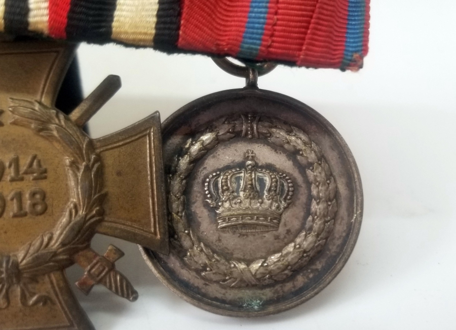 1. DÜNYA SAVAŞI DÖNEMİ DEMİR HAÇ - WÜRTTEMBERG ASKERİ LİYAKAT MADALYASI - HINDENBURG NİŞANI VE UZUN HİZMET MADALYASI BULUNAN DÖRTLÜ MADALYA TAKIMI