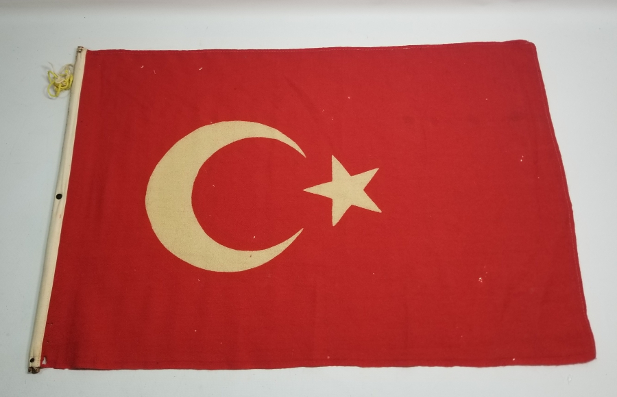 ORJİNAL AHŞABI İLE CUMHURİYET BAŞLARI KÖK BOYALI BÜYÜK BOY BAYRAK