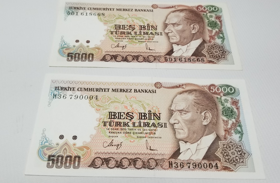 ÇOK YÜKSEK KONDİSYONDA 2 ADET 7. EMİSYON 4. TERTİP - 5000 TÜRK LİRASI-