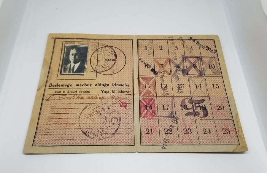 2. DÜNYA SAVAŞI DÖNEMİ NADİR EKMEK KARNESİ