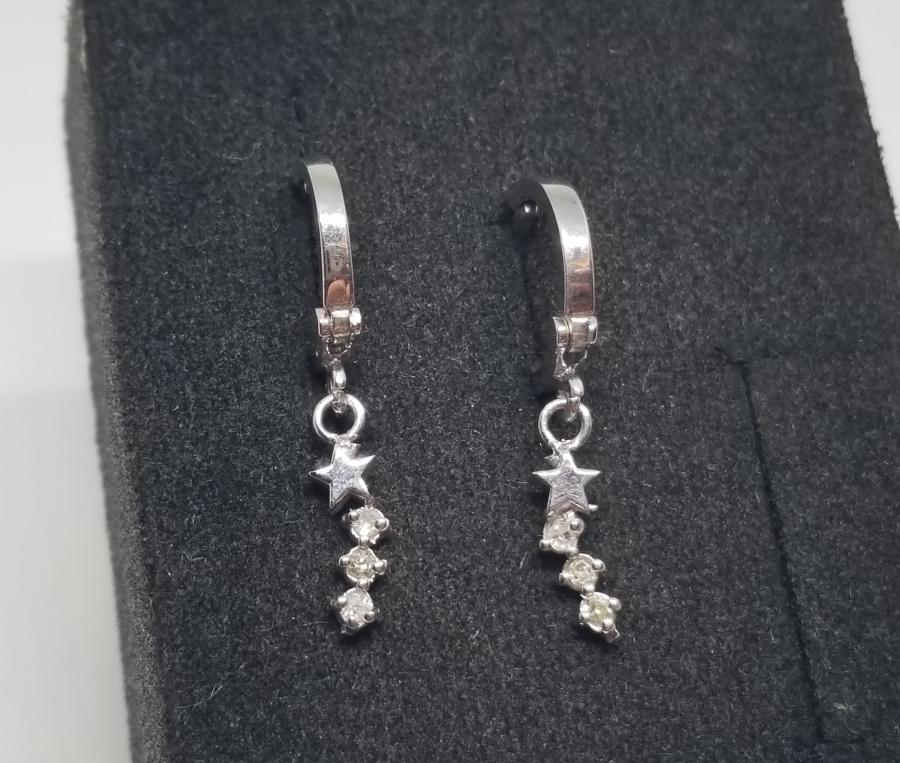 YILDIZ MODEL PIRLANTA TAŞLI KÜPE