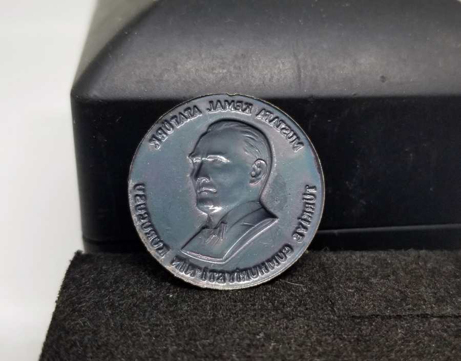 ANTİKA GÜMÜŞ ATATÜRK ROZETİ