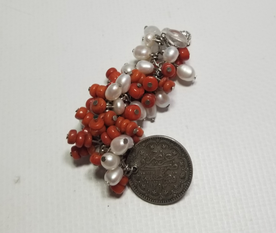 İNCİ VE MERCANLI - GÜMÜŞ PARALI ANTİKA FES SÜSÜ