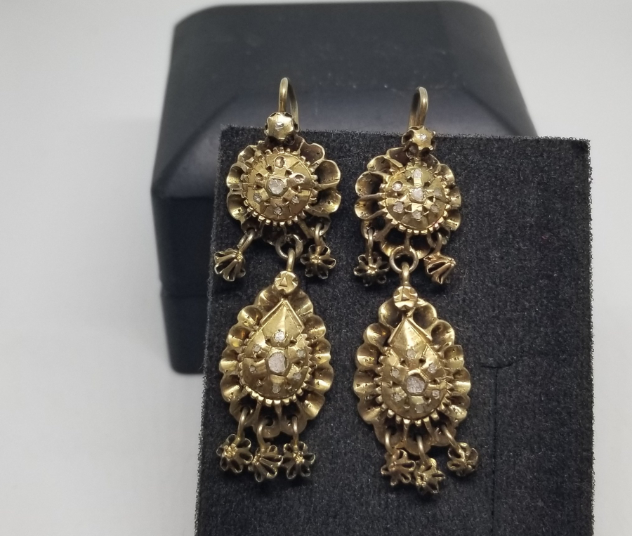 OSMANLI DÖNEMİ ELMASLI NADİR DUT KÜPE