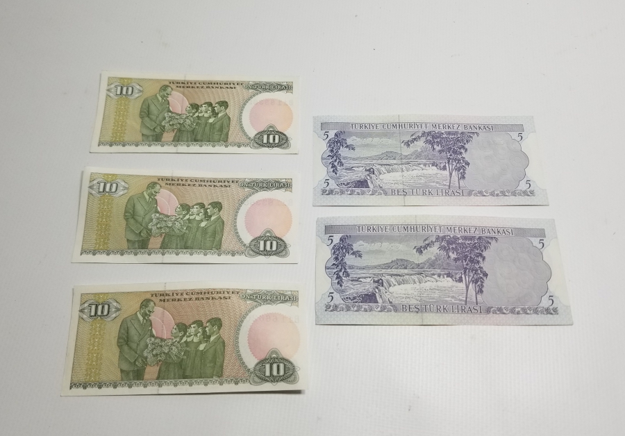 YÜKSEK KONDİSYONDA KOLEKSİYONLUK 6. EMİSYON 5 LİRA VE 7. EMİSYON 10 LİRA LOTU
