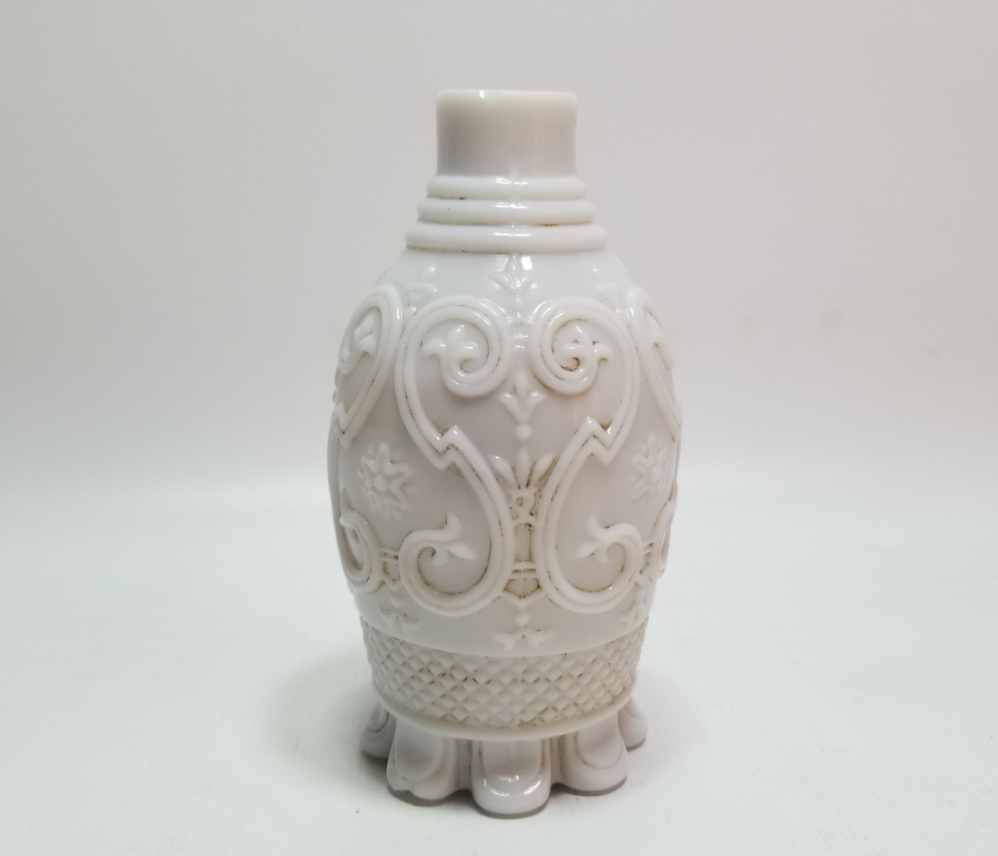 OSMANLI DÖNEMİ KABARTMA İŞÇİLİKLİ TAŞ OPALİN VAZO