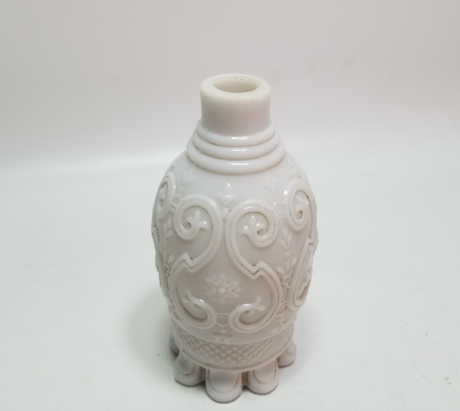 OSMANLI DÖNEMİ KABARTMA İŞÇİLİKLİ TAŞ OPALİN VAZO