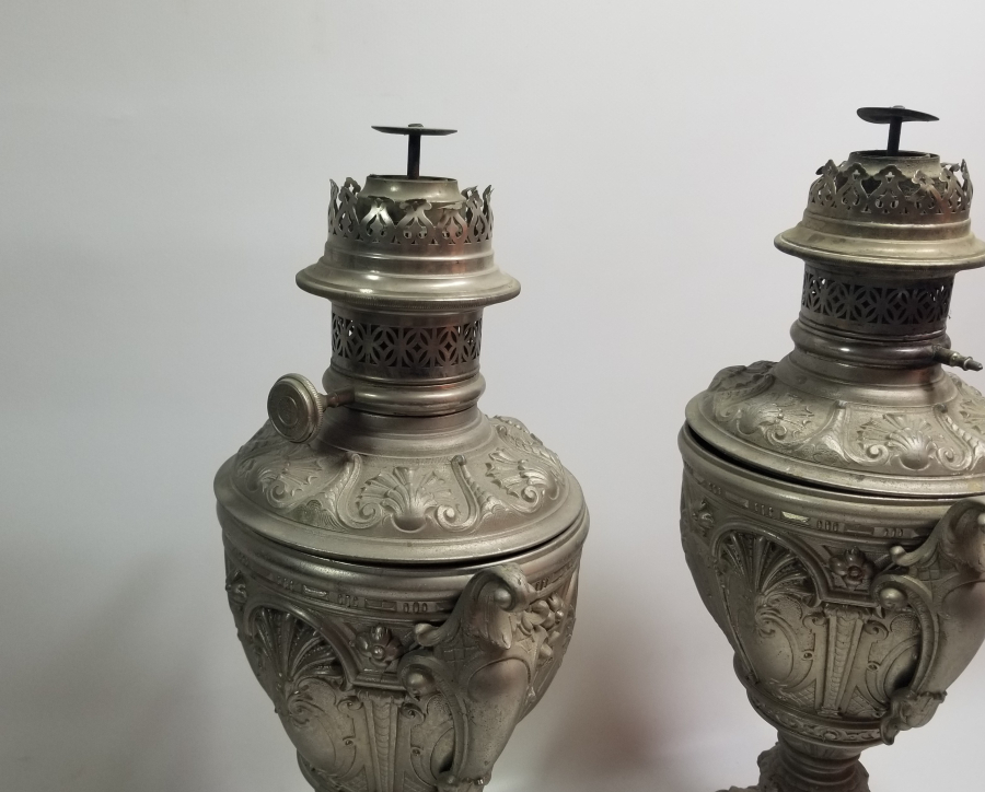 OSMANLI DÖNEMİ KABARTMA İŞÇİLİKLİ ÇİFT GAZ LAMBASI