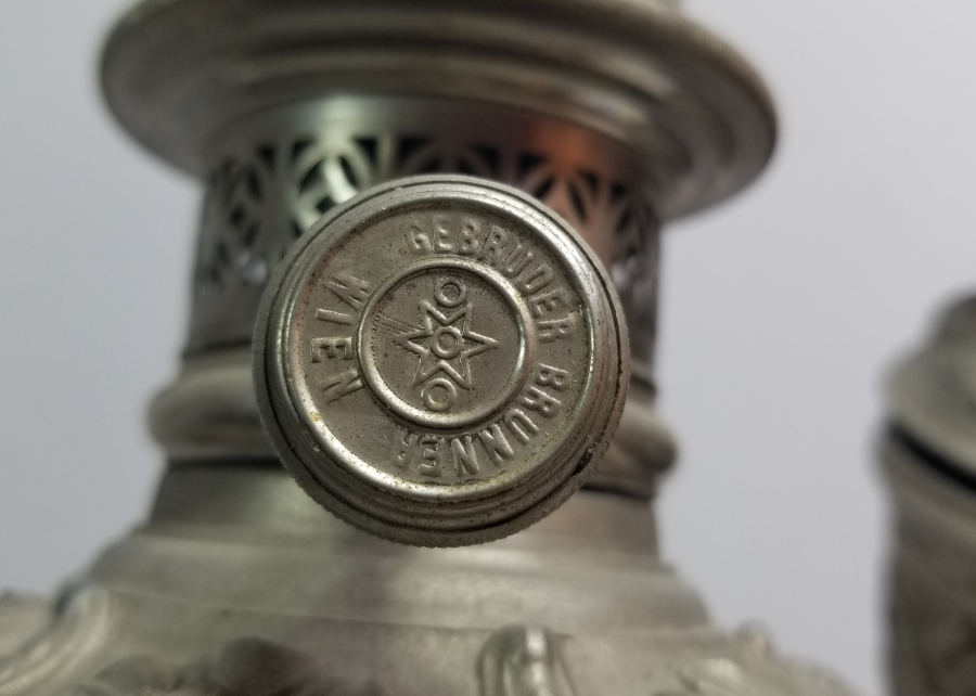 OSMANLI DÖNEMİ KABARTMA İŞÇİLİKLİ ÇİFT GAZ LAMBASI