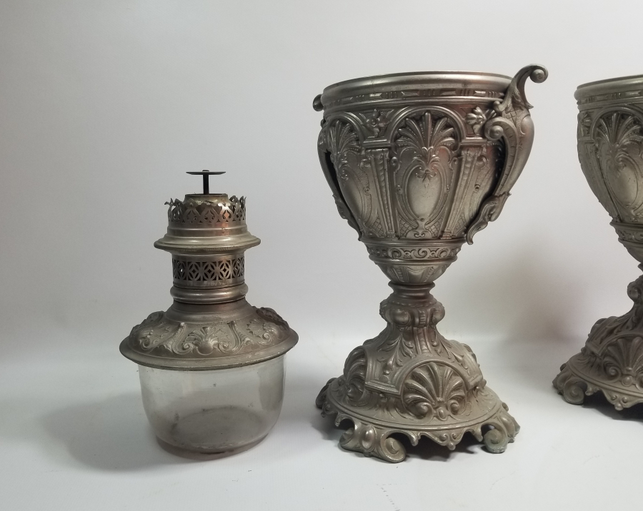 OSMANLI DÖNEMİ KABARTMA İŞÇİLİKLİ ÇİFT GAZ LAMBASI