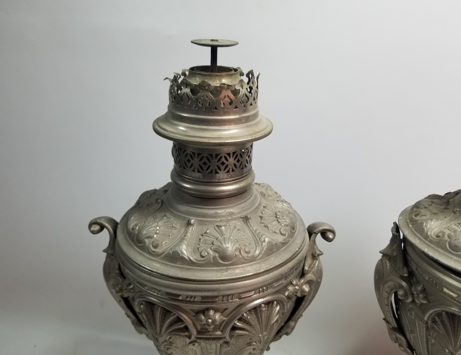 OSMANLI DÖNEMİ KABARTMA İŞÇİLİKLİ ÇİFT GAZ LAMBASI
