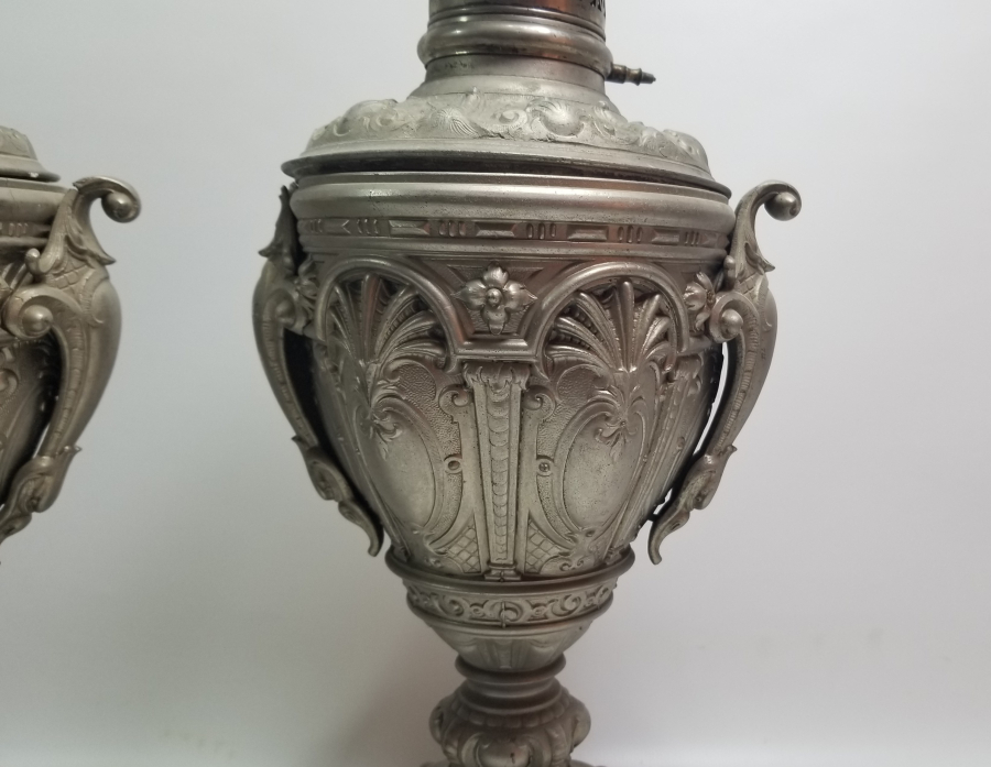 OSMANLI DÖNEMİ KABARTMA İŞÇİLİKLİ ÇİFT GAZ LAMBASI