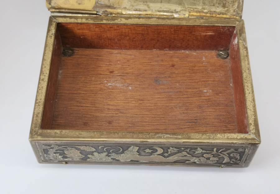 AYASOFYA CAMİ GÖRSELLİ VE AY YILDIZLI OSMANLI DÖNEMİ NADİR KAPAKLI KUTU