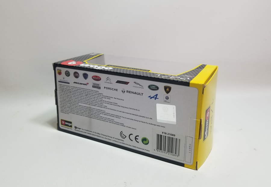 1/24 ÖLÇEKLİ KOLEKSİYONLUK OYUNCAK ARABA