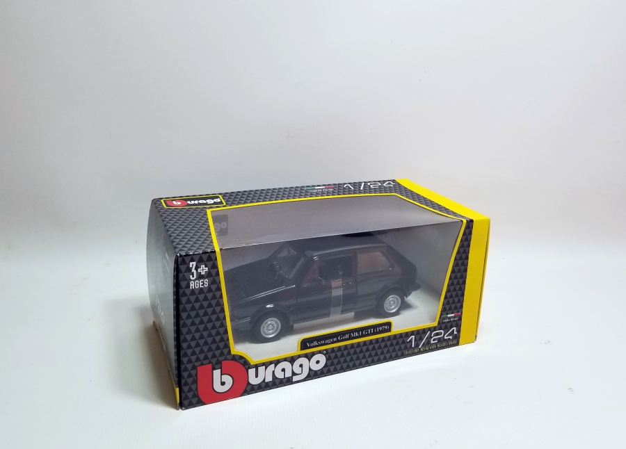 1/24 ÖLÇEKLİ KOLEKSİYONLUK OYUNCAK ARABA