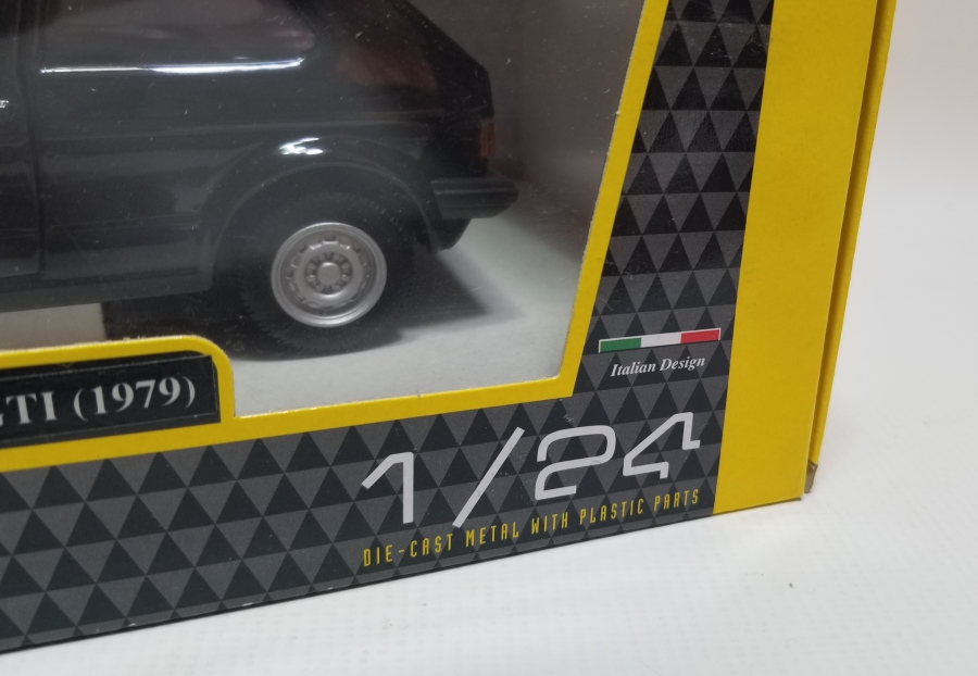 1/24 ÖLÇEKLİ KOLEKSİYONLUK OYUNCAK ARABA