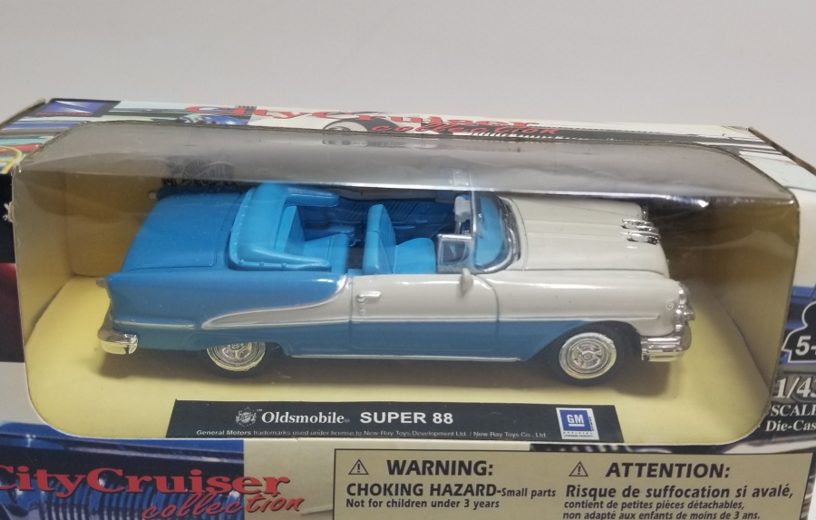 1/43 ÖLÇEKLİ KOLEKSİYONLUK OYUNCAK ARABA