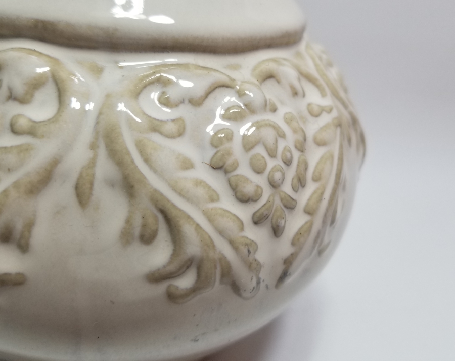 OSMANLI DÖNEMİ KABARTMA İŞÇİLİKLİ NADİR FORMDA KÜTAHYA ZEMZEMLİK