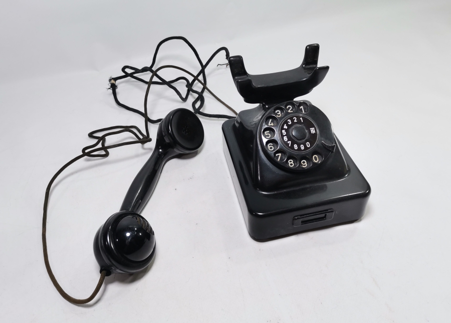 ANTİKA ÇEVİRMELİ TELEFON