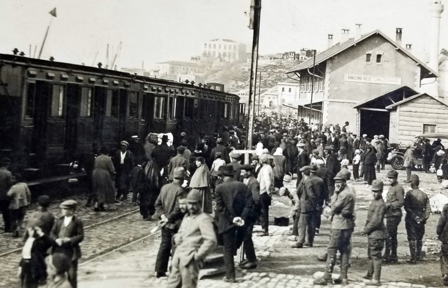 NADİR BANDIRMA FOTOĞRAFI