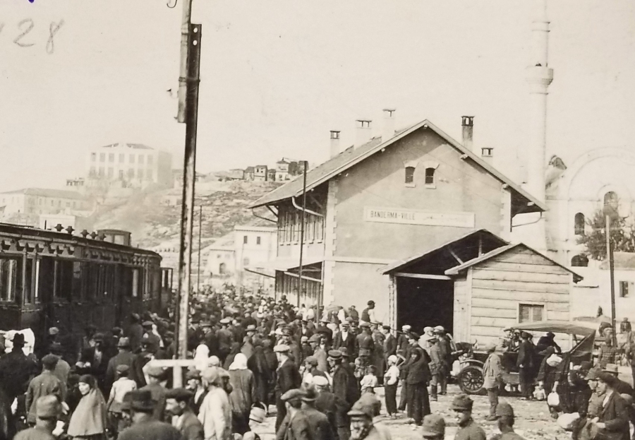 NADİR BANDIRMA FOTOĞRAFI