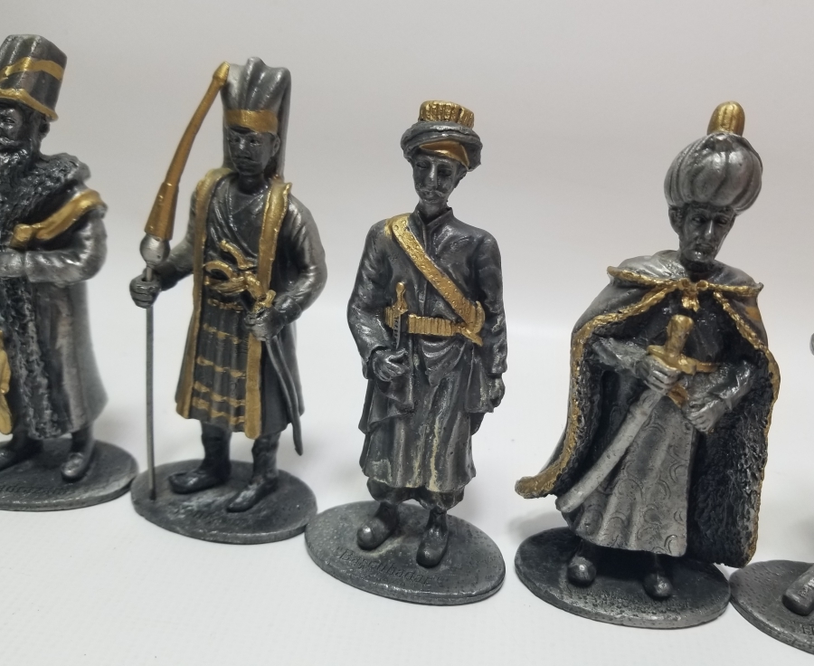 OSMANLI YENİÇERİ VE AĞALARI GÖRSELLİ DEKORATİF KURŞUN ASKERLER